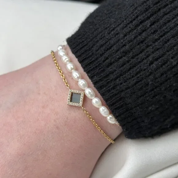 Neiman Marcus 14K Gold Plated Beaded Freshwater Cultured Pearl Bracelet - Picture 1 of 6